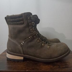 Womens Kodiak Water-Proof Winter Snow Boots Size 6.5 3M Thinsulate Hiking Boot